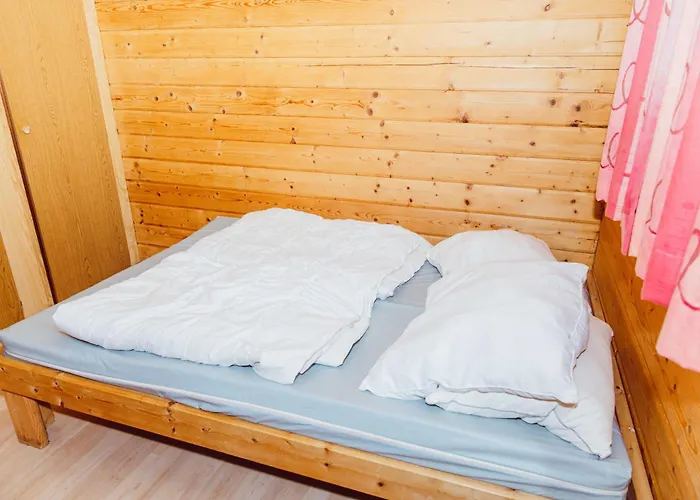 Campingplatz Retro Mobilehome Buurgplaaz